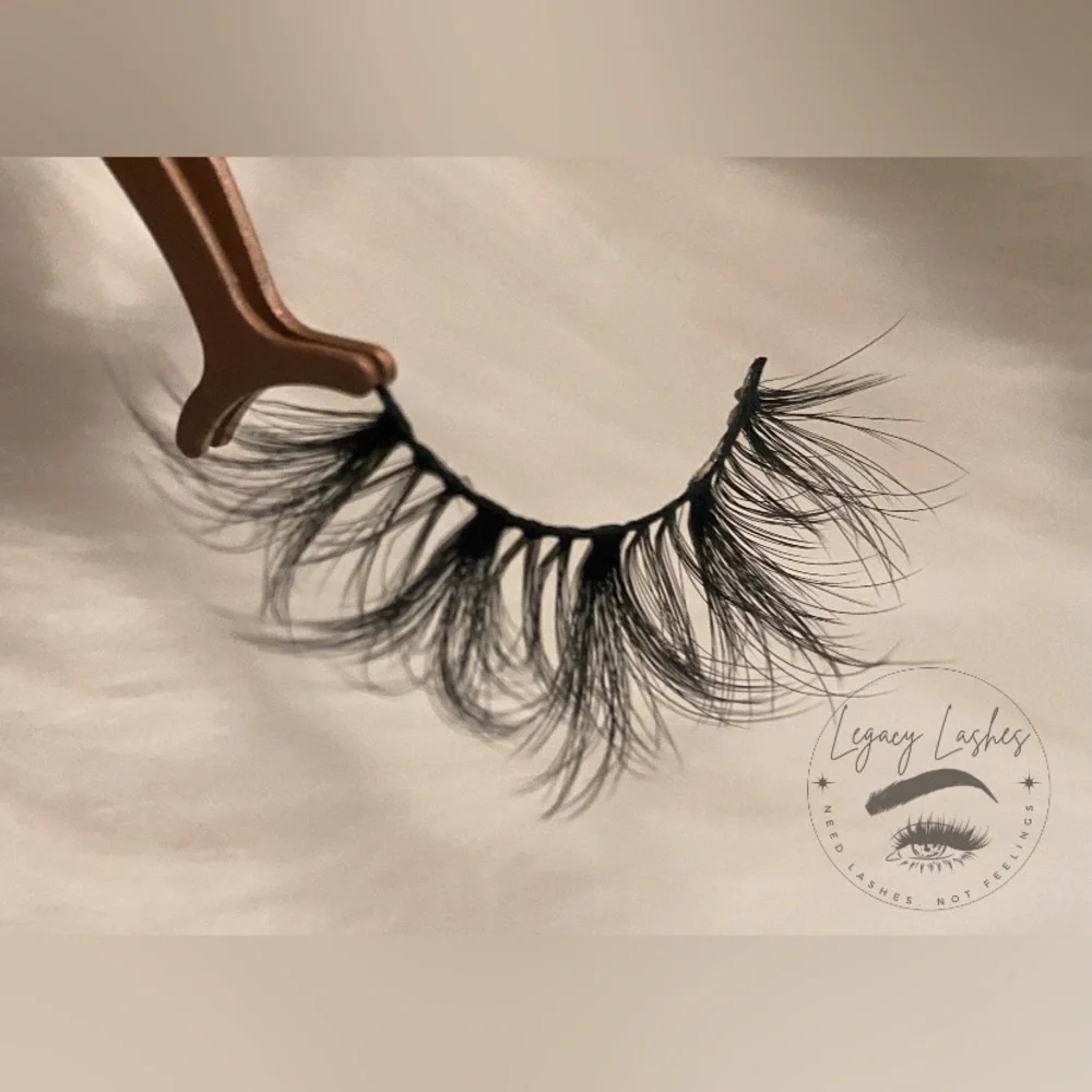Legacy - Faux Mink Lashes - Picture 1 of 3